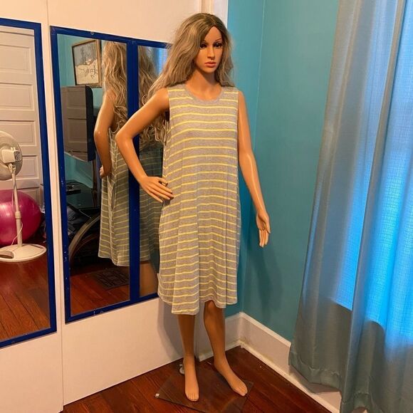 Time & Tru Green & Gray summer dress w/ pockets - Picture 1 of 6